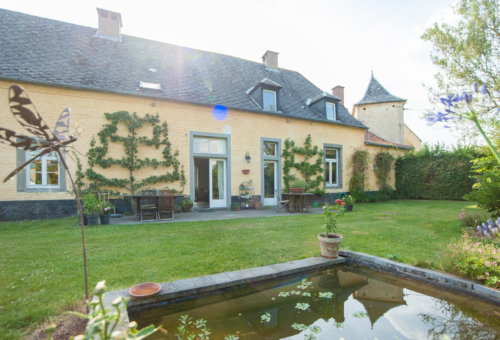 B&B Cense De La Tour Nil Saint-Vincent Εξωτερικό φωτογραφία